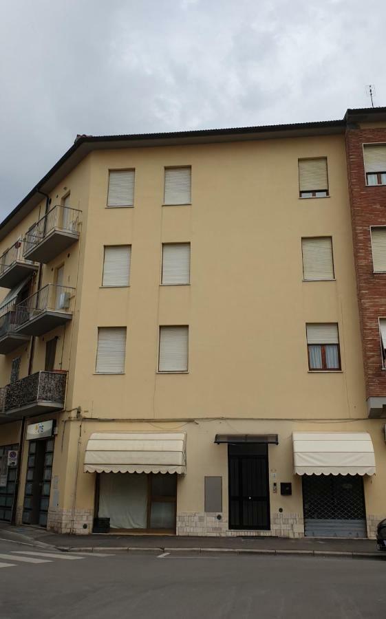 Ladybug Apartment Poggibonsi Exterior foto